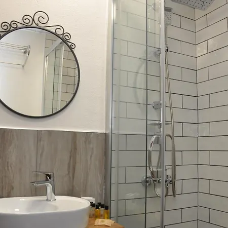 La Casa Carina Bed & Breakfast 2*