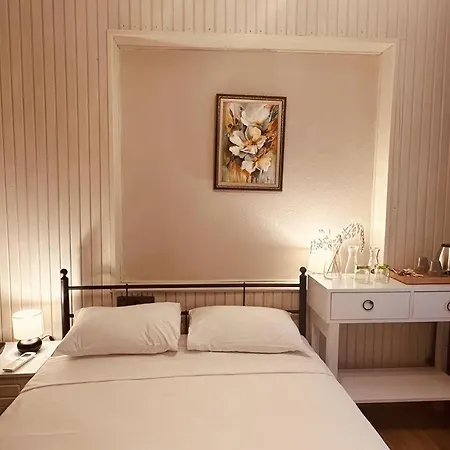 La Casa Carina Bed & Breakfast Antalya