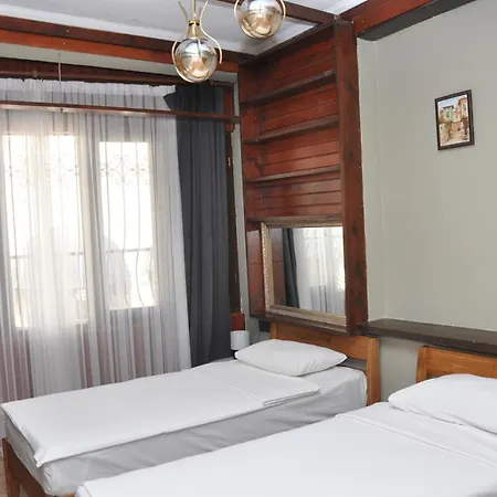 Nocleg ze śniadaniem La Casa Carina Antalya